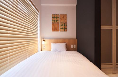 Kawasaki Hotel | Discover Comfort at R's Forest Inn with Hot Tub & Kitchen