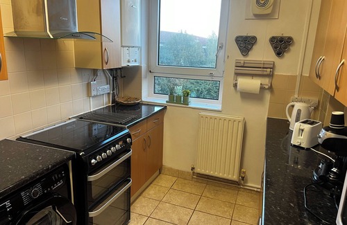Northumberland Park Apartment | R&V apartment.