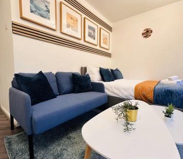 Cradley House | Cozy En-suite Private Room in Birmingham's Quinton Area