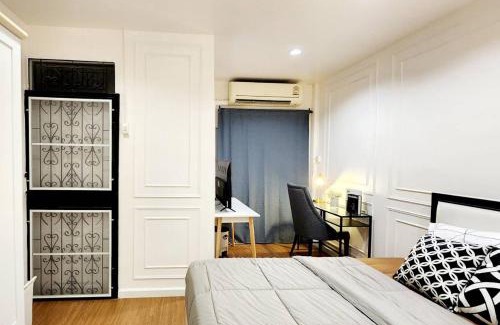 Bang Chak House | Convenient R1 House Near Mega Bangna and Night Market