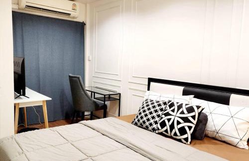 Bang Chak House | Convenient R1 House Near Mega Bangna and Night Market