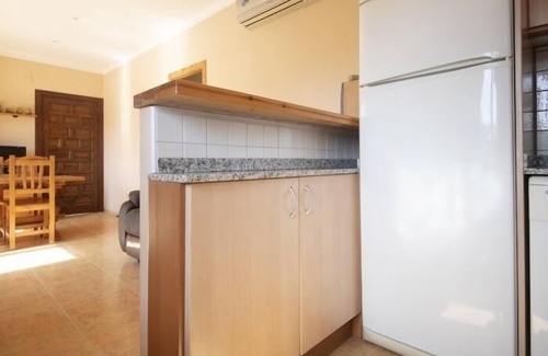El Roc de Sant Gaieta Villa | Cozy Holiday House for Families in Roda de Bara