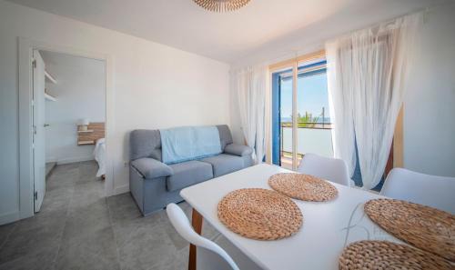Comarruga Apartment | Oceanfront 4-Star R154 Apartment in Coma-Ruga, Perfect for Families