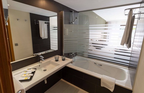 Giniginamar Resort | Romantic R2 Fantasia Dreams & Suites - Adults Only Retreat