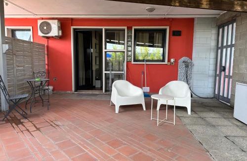 San Bonifacio Apartment | Convenient Business Apartment with Family-Friendly Amenities