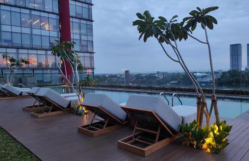 Cilandak Apartment | Discover Ra Suites Simatupang: 5-Star Oceanfront Escape