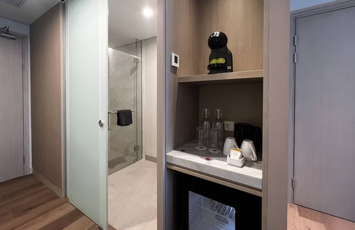 Cilandak Hotel | Guest Rated 9.8: Ra Suites Simatupang with Pool & Spa