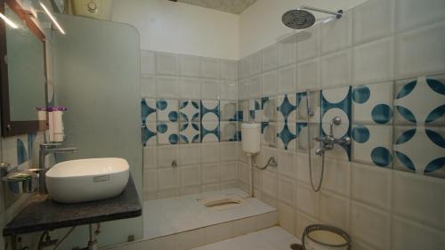Varanasi Apartment | Raahi - 3 Bedroom Flat Near Kashi Vishwanath