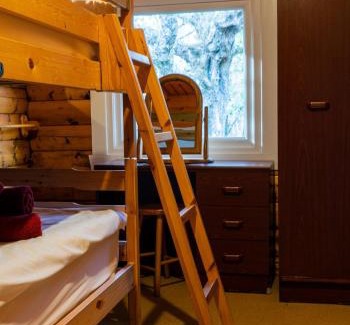 Duirinish House | Discover Raasay: Pet-Friendly Retreat with High Guest Ratings