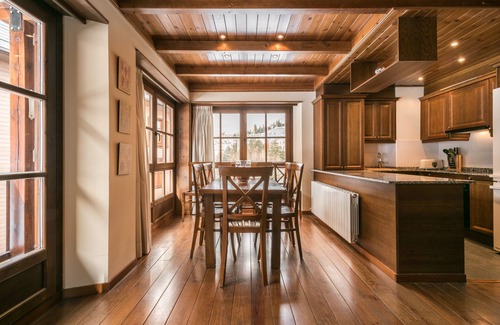 Baqueira Apartment | Experience Comfort at Rabada by Totiaran - Rated 9.2/10