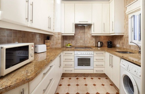Oasis del Capistrano Apartment | Experience El Oasis de Capistrano: Relax and Unwind