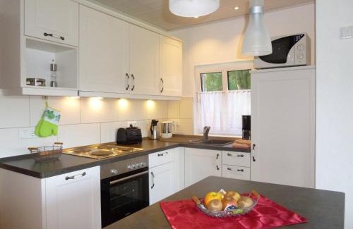 Kallenhardt House | Pet-Friendly Retreat at Zum Schwarzen Raben - Rated 9/10
