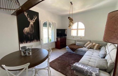 Buira Apartment | Discover Racó del Pirineu: Pet-Friendly Retreat with Top Ratings