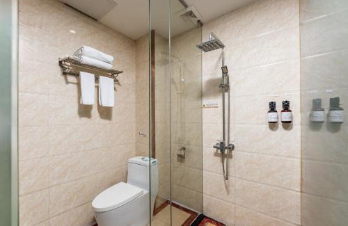 Huadu Hotel | Raccoon international airport hotel & free shuttle bus