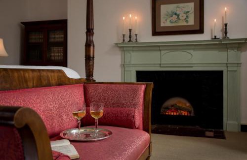 Downtown Baltimore Bed & Breakfast | Experience Rachael's Dowry Bed and Breakfast: Eco-Friendly Retreat