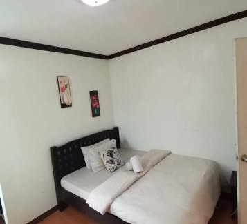 Silang House | Cozy Rachel’s Bed and Breakfast: Family-Friendly Comfort