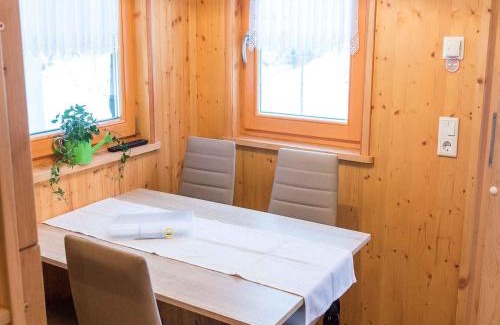 Pfullendorf Apartment | 10/10 Rated Rad-Wander-Häusle: Family-Friendly Retreat