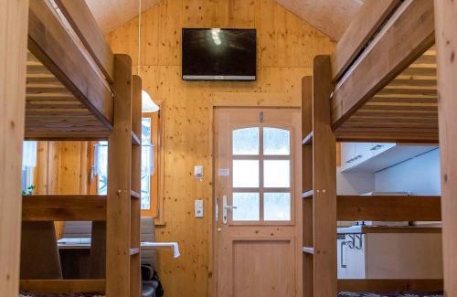 Pfullendorf Apartment | 10/10 Rated Rad-Wander-Häusle: Family-Friendly Retreat