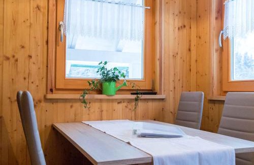 Pfullendorf Apartment | 10/10 Rated Rad-Wander-Häusle: Family-Friendly Retreat