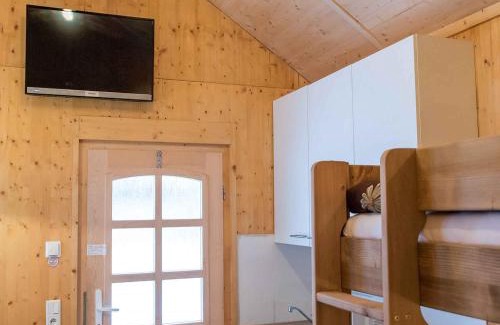 Pfullendorf Apartment | 10/10 Rated Rad-Wander-Häusle: Family-Friendly Retreat