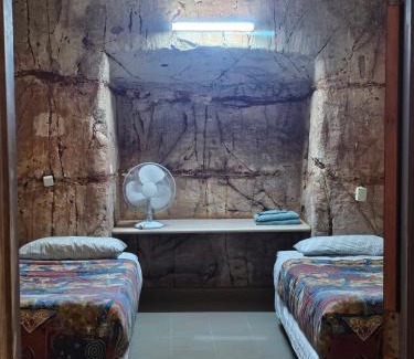 Coober Pedy Hotel | Unique Stay at Radeka Downunder Underground Motel