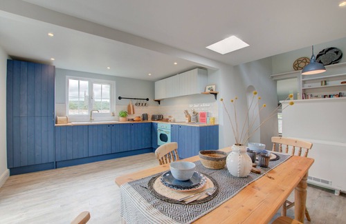 Egloshayle House | Radfords Cottage: Cozy One-Bedroom Retreat with Kitchen