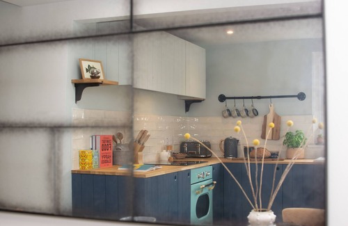 Egloshayle House | Radfords Cottage: Cozy One-Bedroom Retreat with Kitchen
