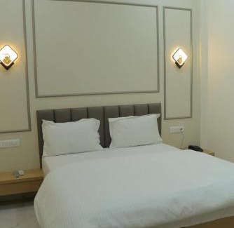 Mathura House | Radharaman inn