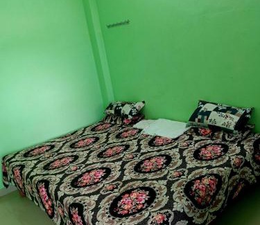 Faizabad Apartment | radhe ji homestay AC or non ac