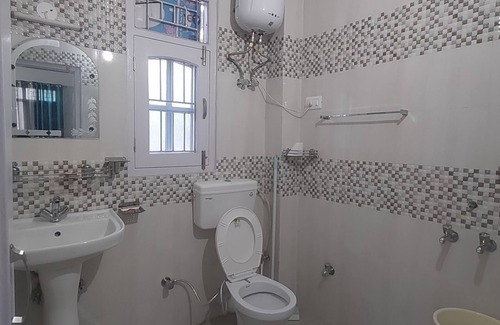 Shimla House | Family-Friendly Retreat at Radhe Krishna Home Stay Shimla