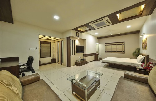 Ahmedabad Hotel | Relaxing Stay at Radhe Upavan Resort with Pool & Dining