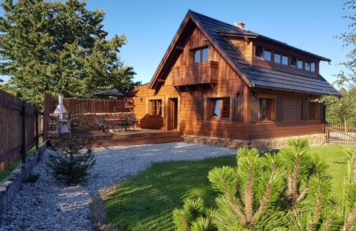 Trojanovice Apartment | Radhošťský rybník: Guest Rated 9.6 with Oceanfront Views