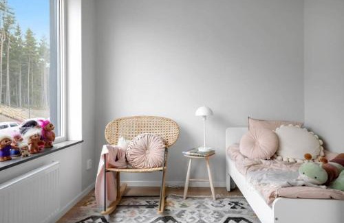 Upplands-Bro Municipality Apartment | Family-Friendly Radhus with Cozy Fireplace Retreat