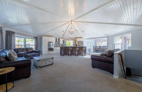 Inver Grove Heights House | Exceptional Riverfront Retreat with Pool & Family-Friendly Perks