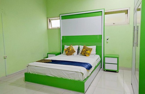 Cimahi Hotel | Budget-Friendly Stay at Radio Backpacker Guesthouse Syariah