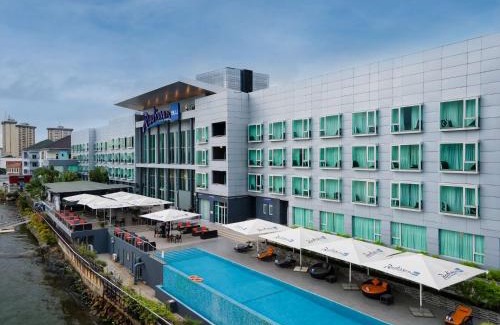 Lagos Hotel | Elegant Oceanfront Retreat at Radisson Blu Anchorage Hotel