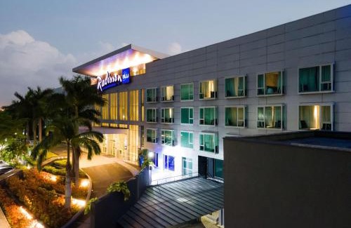 Lagos Hotel | Elegant Oceanfront Retreat at Radisson Blu Anchorage Hotel