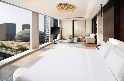 Xiacheng Hotel | Elegant Radisson Blu Hangzhou Xintiandi - Rated 9.4/10