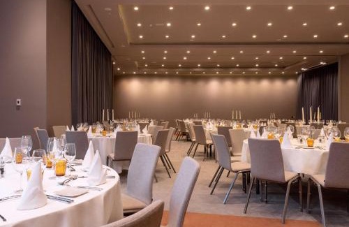 Gueliz Hotel | Elegant Stay at Radisson Blu Marrakech, Carré Eden - 5 Star