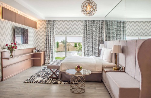 Dhahran Hotel | Relax at Radisson Blu Resort, Al Khobar Half Moon Bay