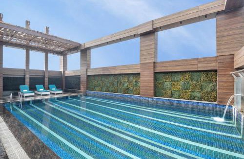 Kaushambi Hotel | Elegant Stay at Radisson Blu Towers Kaushambi Delhi NCR