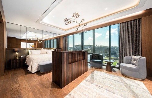 Uludag Hotel | Elegant Radisson Collection Hotel in Vadistanbul - 5 Stars