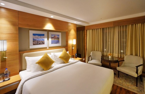 Pahalgam Hotel | Relaxing Retreat at Radisson Golf Resort Pahalgam