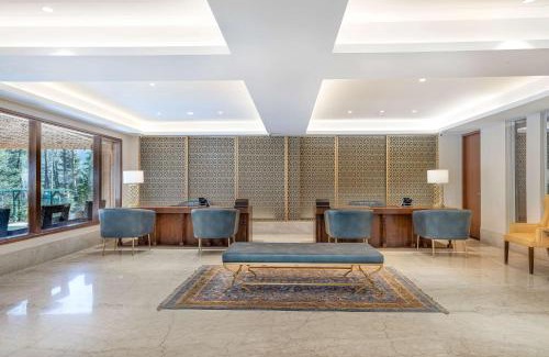 Laripora Hotel | Pet-Friendly Retreat at Radisson Golf Resort Pahalgam