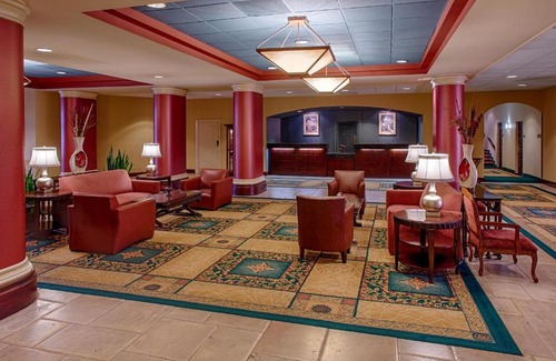 St. Johns Hotel | Explore Radisson Hotel Austin - University with a Pool