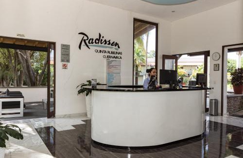 Crucero Tezoyuca Hotel | Explore Radisson Hotel Cuernavaca: Pool, Spa & Ocean Views