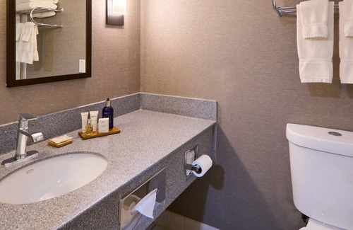 Hauppauge Hotel | Comfortable Stay at Radisson Hotel Hauppauge-Long Island