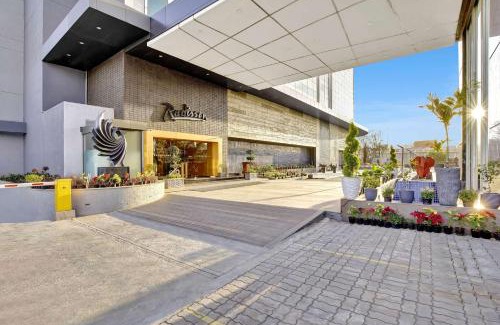 Nathdwara Hotel | Experience Radisson Hotel Nathdwara: Spa & Oceanfront Bliss