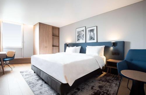 L'Arenas Hotel | Relax at Radisson Hotel Nice Airport with Pool & Ocean Views