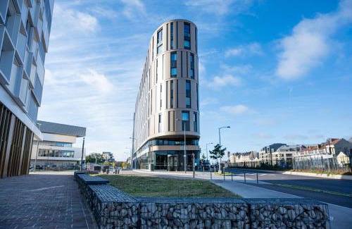 Reims City Centre Hotel | Pet-Friendly Radisson Hotel Reims with Top Reviews